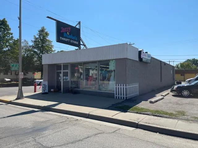A small retail building with display windows, a commercial building inspected by Nordic Inspections in Dilworth, MN.