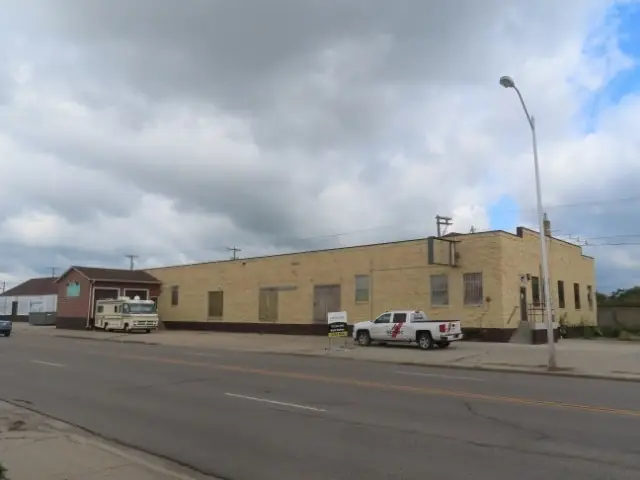 A single-story commercial building, a commercial building inspected by Nordic Inspections in Fargo, ND.
