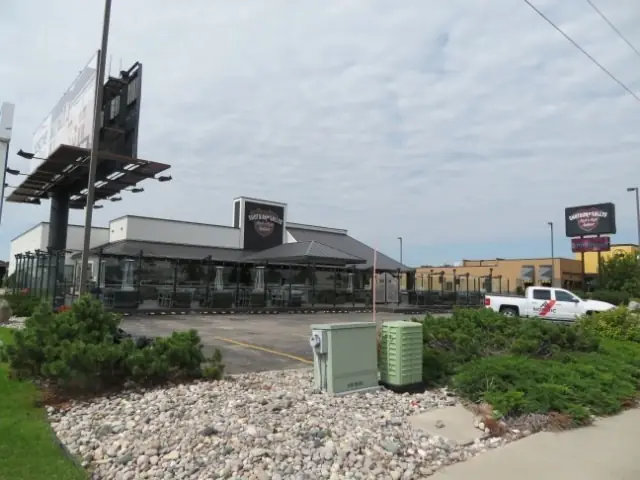 A quick-service restaurant building, a commercial building inspected by Nordic Inspections in Fargo, ND.