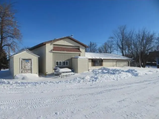 A commercial property with on-site parking, a commercial building inspected by Nordic Inspections in Moorhead, MN.