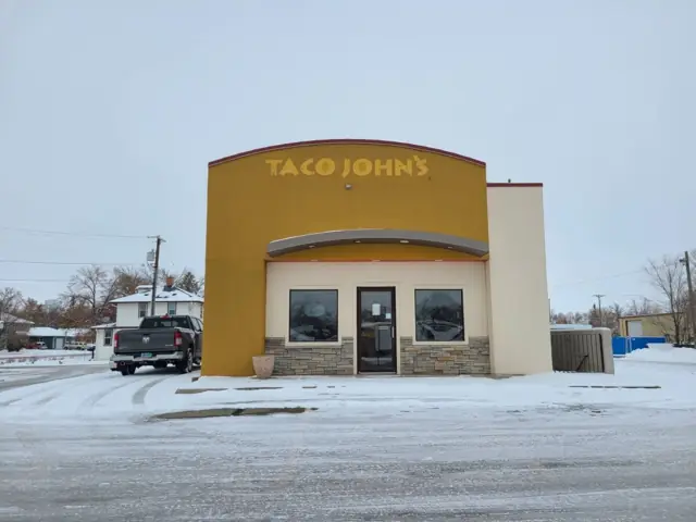 A free-standing restaurant, a commercial building inspected by Nordic Inspections in West Fargo, ND.